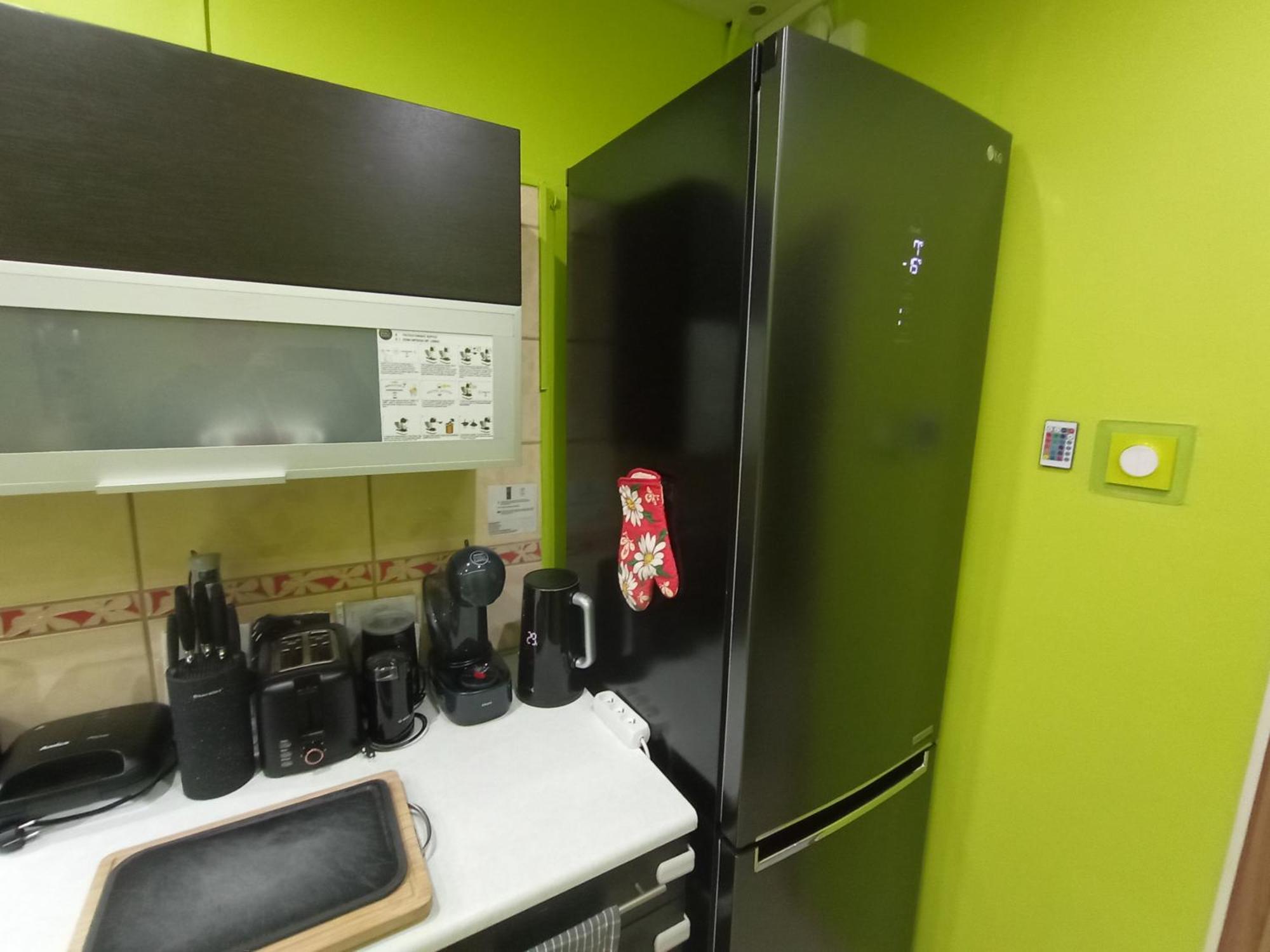 Apartament Venge -Cale Mieszkanie 46M2 Na Wylacznosc - Z Jedna Sypialnia I Jednym Sypialno-Salonem -3 Pietro Bez Windy- Rezerwacja Bez Karty Kredytowej-Klimatyzacja-Netflix-2 Lozeczka Dzieciece- Bezplatny Parking Publiczny Wroclaw Bagian luar foto