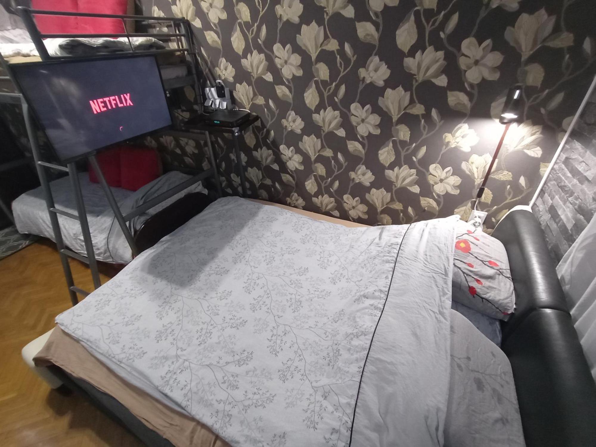 Apartament Venge -Cale Mieszkanie 46M2 Na Wylacznosc - Z Jedna Sypialnia I Jednym Sypialno-Salonem -3 Pietro Bez Windy- Rezerwacja Bez Karty Kredytowej-Klimatyzacja-Netflix-2 Lozeczka Dzieciece- Bezplatny Parking Publiczny Wroclaw Bagian luar foto