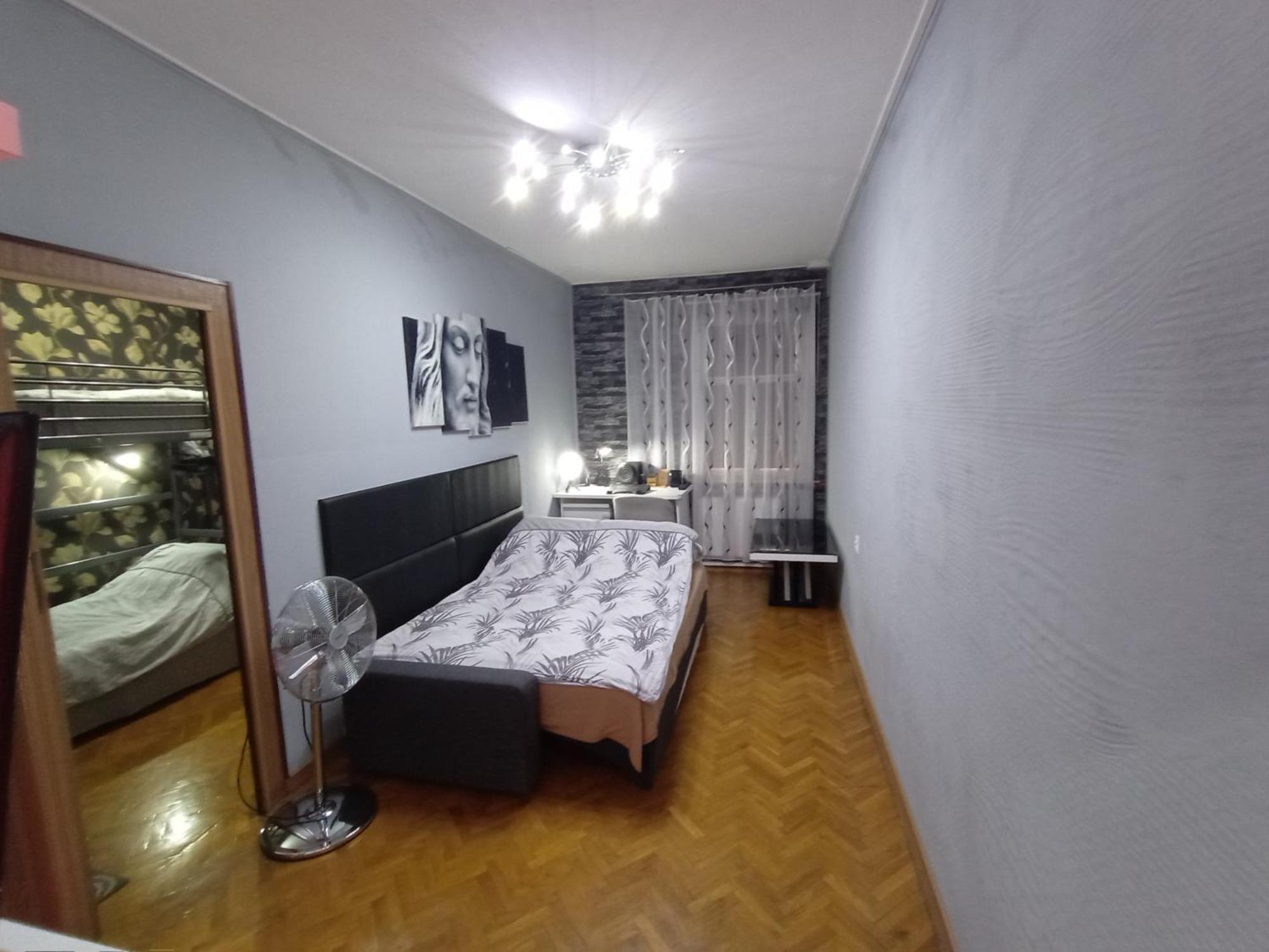 Apartament Venge -Cale Mieszkanie 46M2 Na Wylacznosc - Z Jedna Sypialnia I Jednym Sypialno-Salonem -3 Pietro Bez Windy- Rezerwacja Bez Karty Kredytowej-Klimatyzacja-Netflix-2 Lozeczka Dzieciece- Bezplatny Parking Publiczny Wroclaw Bagian luar foto